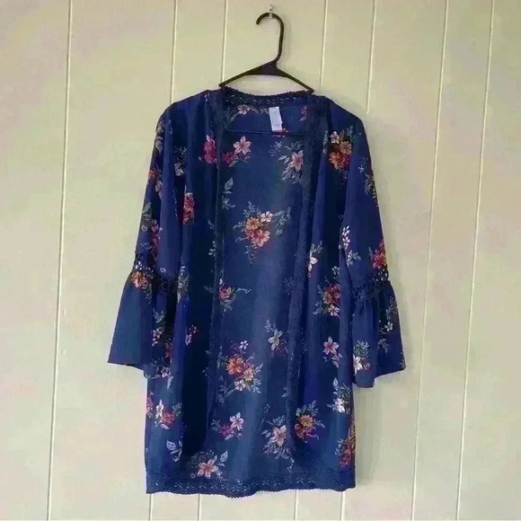 NO BOUNDARIES WOMENS NAVY FLORAL LONG SLEEVE OPEN FRONT CARDIGAN SIZE L (11-13) - Picture 2 of 11